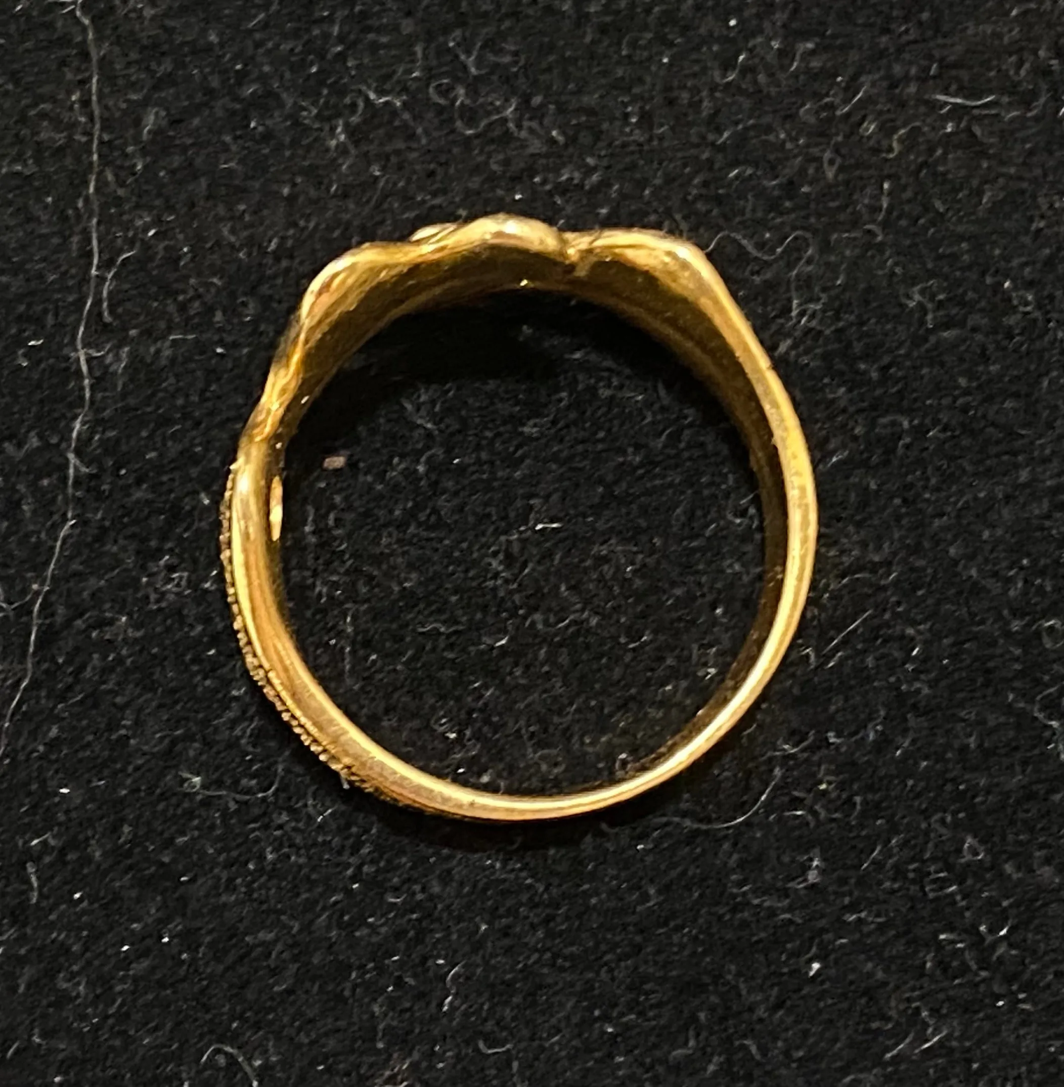 Buccellati-style 18K Yellow Gold Intricate Leaf Design Ring - $3K Appraisal Value w/CoA}