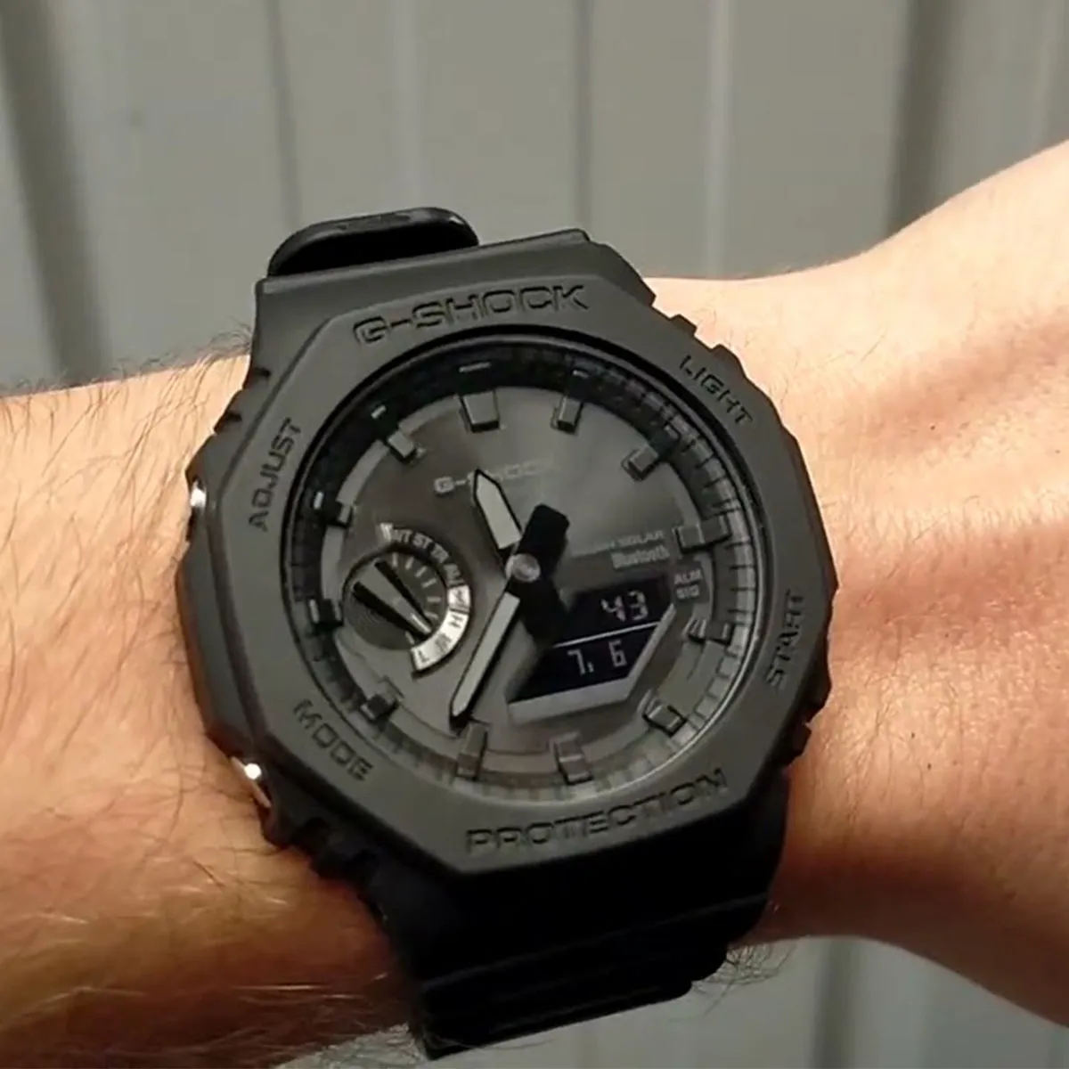 Casio - G-Shock - GA-B2100-1A1DR