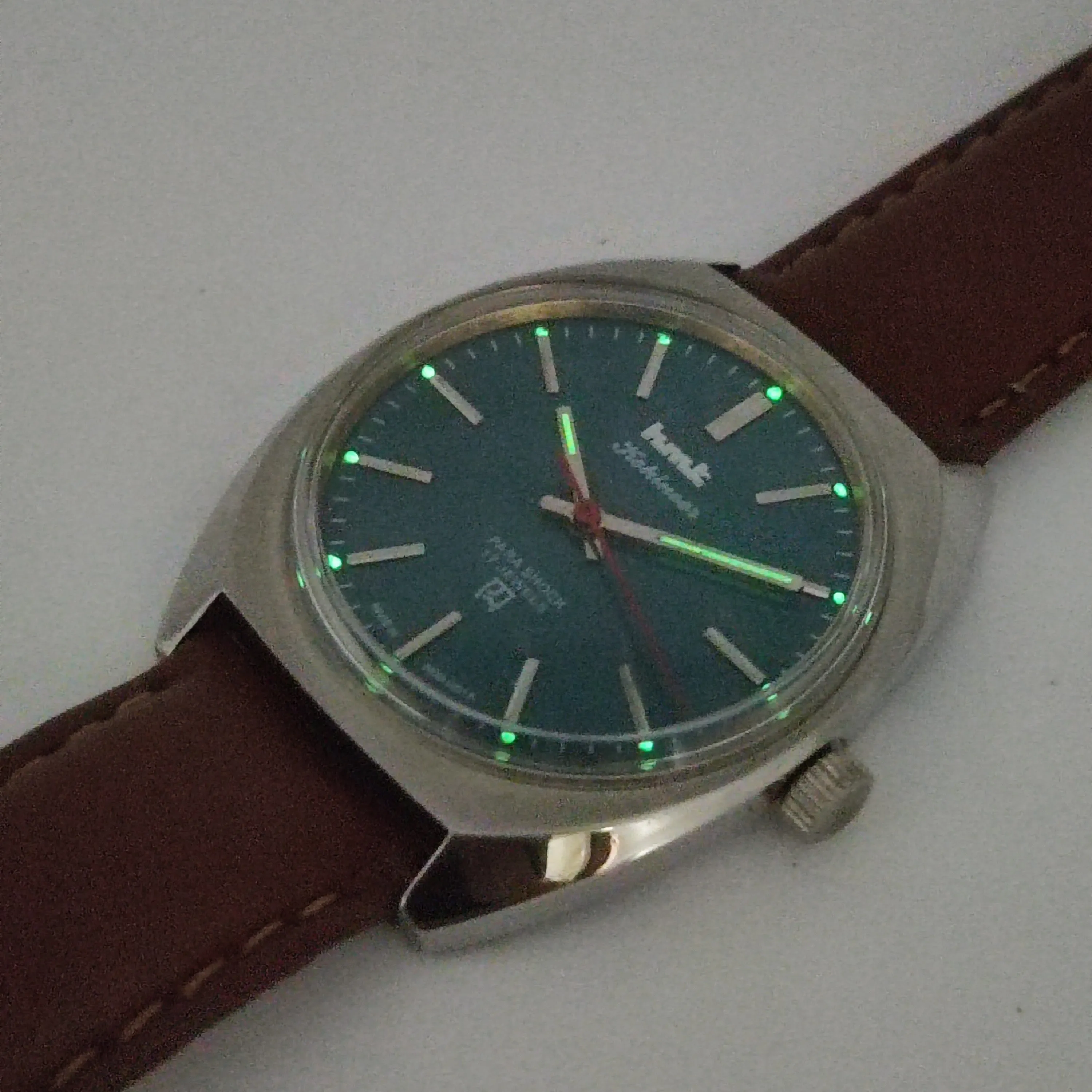 HMT Kohinoor Para Shock 17 Jewels Peacock Green Dial Mechanical Hand winding Men's Wrist Watch