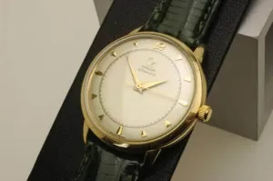 Omega Wristwatch Bumper Auto Movement 14k Gold Case 1950s
