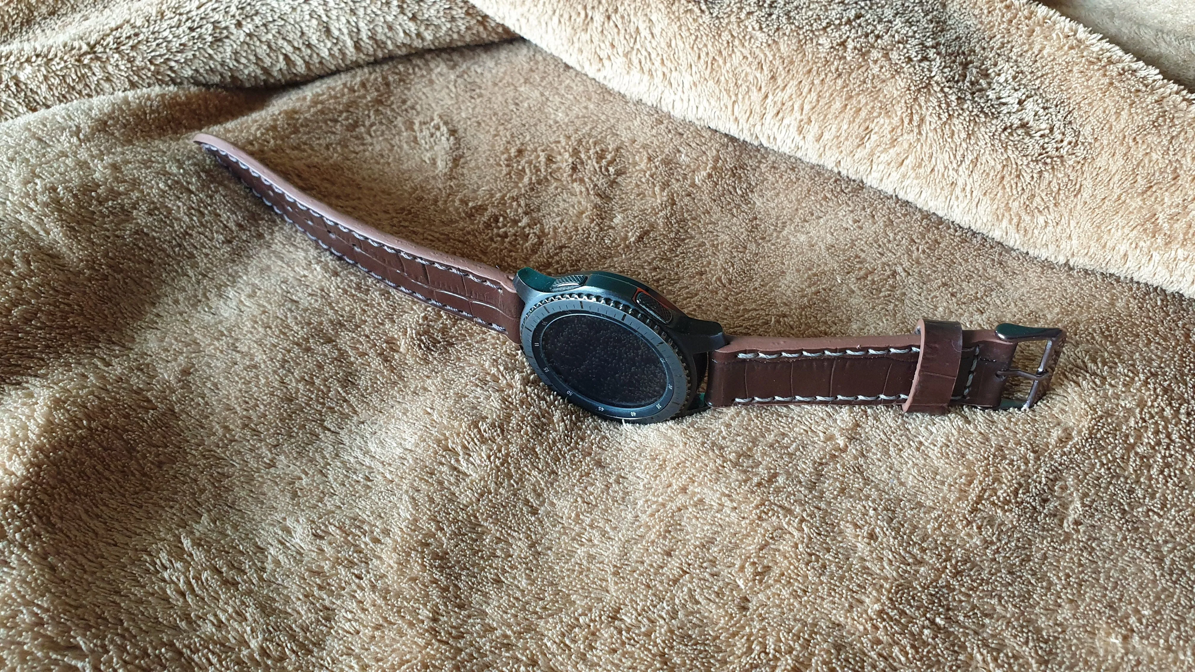 Samsung galaxy watch strap