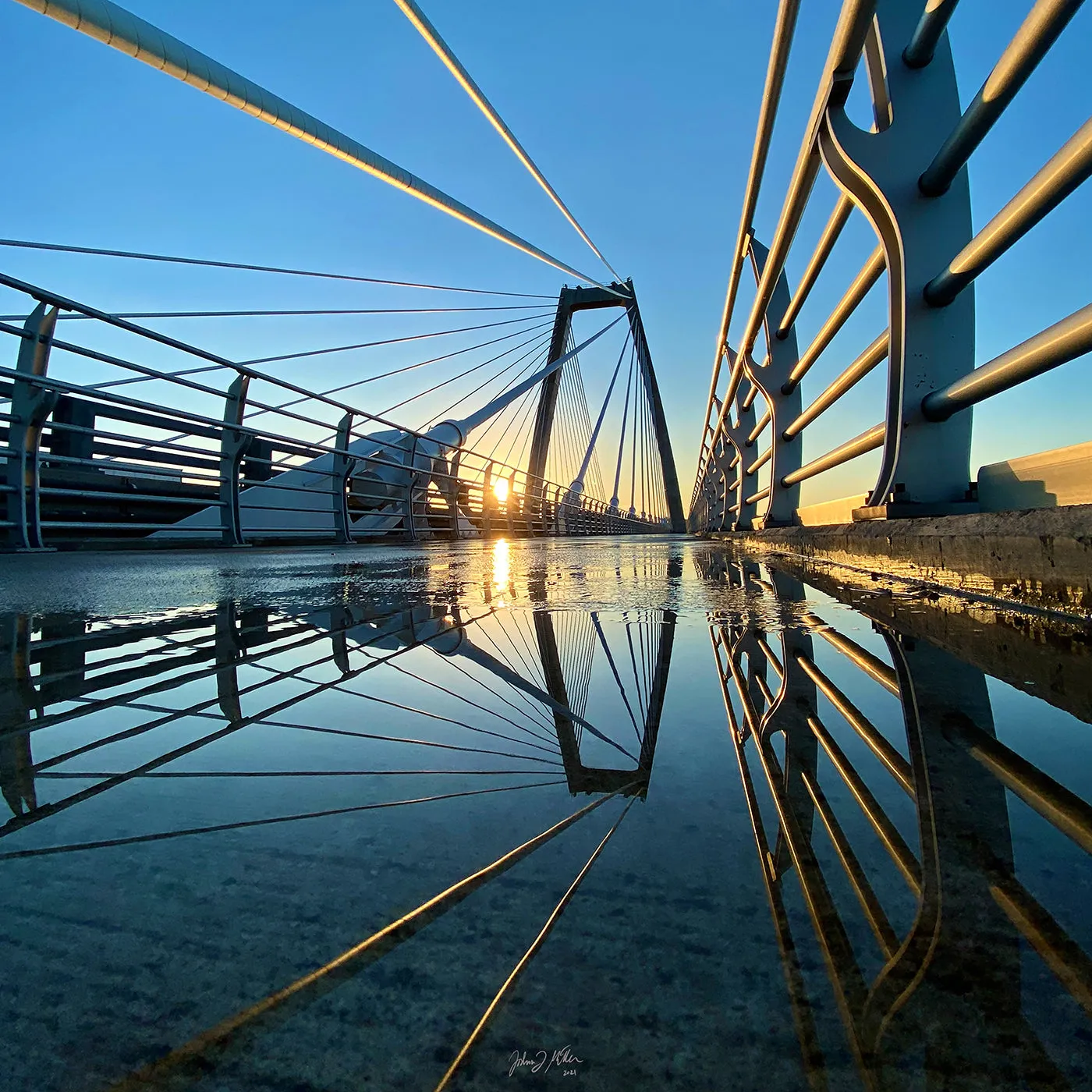 Traversing Reflections - Wearable Photo
