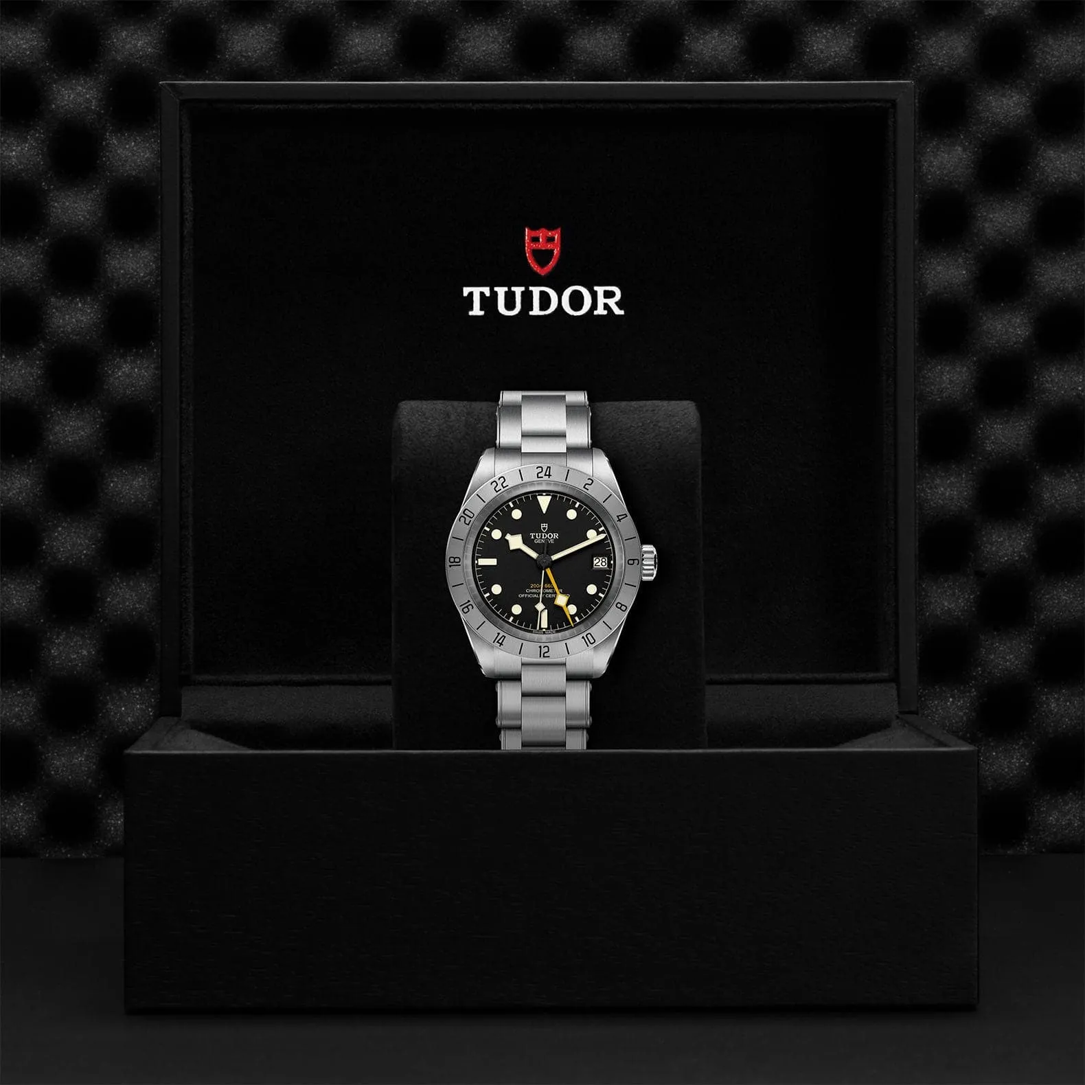 TUDOR Black Bay Pro 39mm