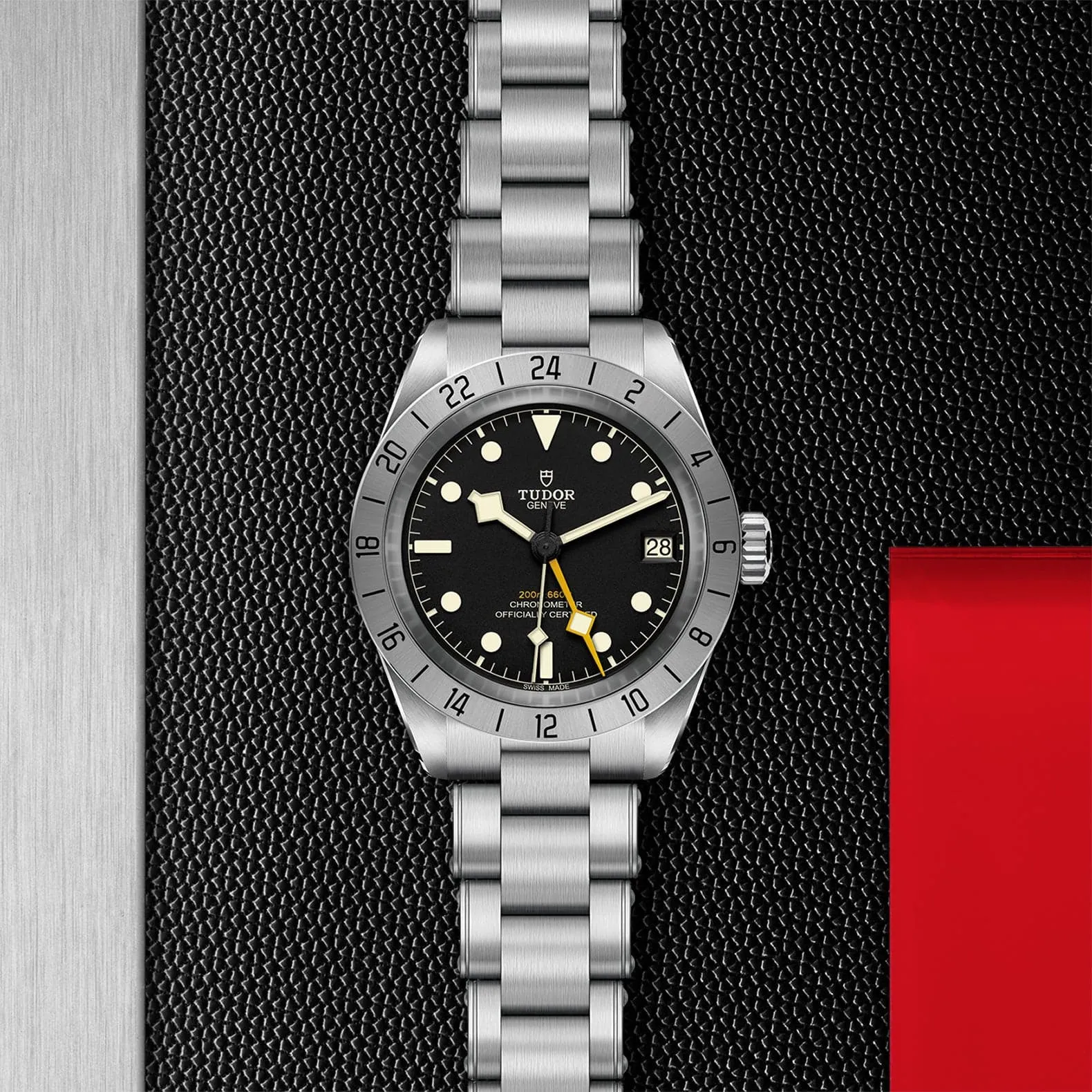 TUDOR Black Bay Pro 39mm