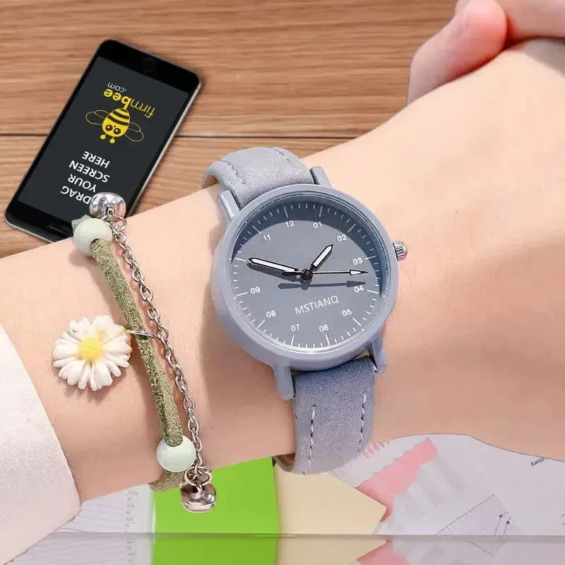 Women Watch PU Leather Strap Waterproof Retro Quartz Wristwatch